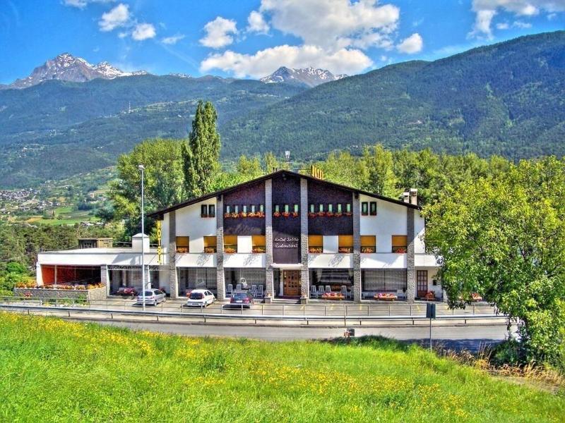 Hotel Sarre Exteriér fotografie